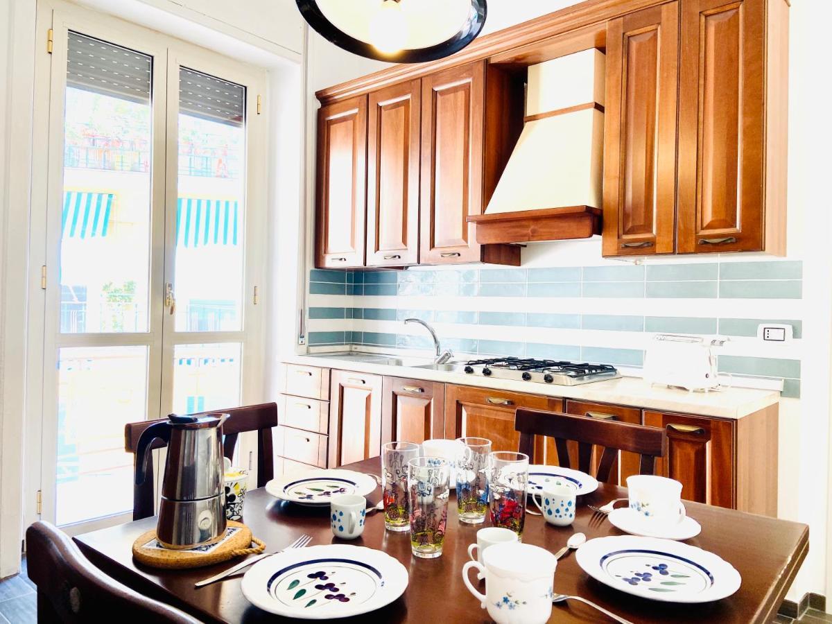 Casa Di Ale & Frank Apartment Салерно Екстериор снимка